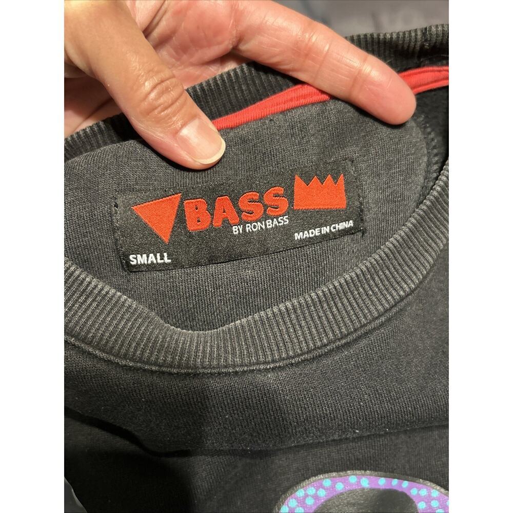 Bass by Ron Bass Crewneck Sweatshirt Mens S Graphic Astronaut Rare Pullover - Picture 5 of 6